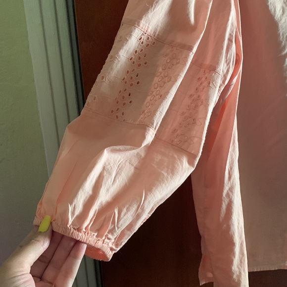 Pink blouse - Picture 3 of 4